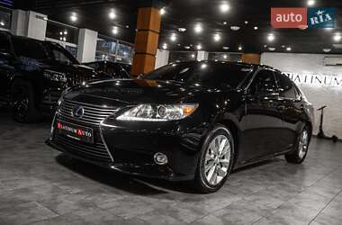 Lexus ES  2015