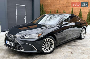 Lexus ES  2019