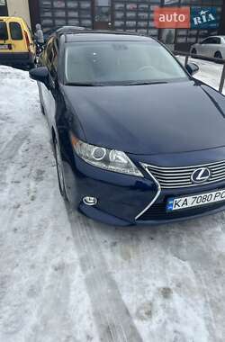 Lexus ES  2013