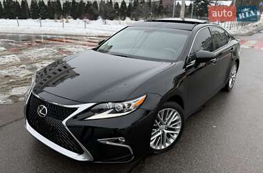 Lexus ES  2012
