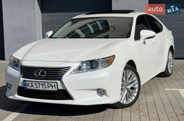 Lexus ES  2013