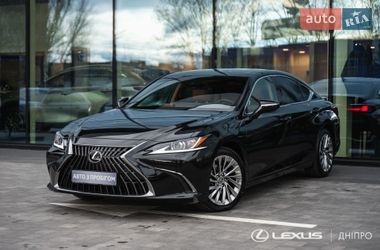 Lexus ES  2024