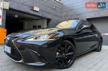 Lexus ES  2024