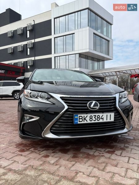 Lexus ES 2015