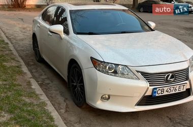 Lexus ES  2013