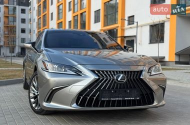 Lexus ES 2023