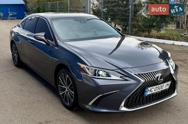 Lexus ES 2023
