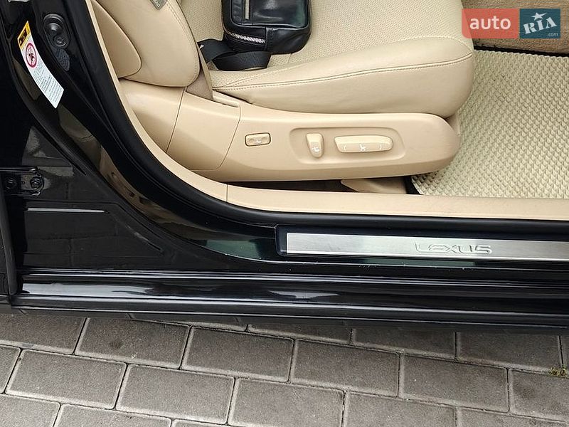 Седан Lexus ES 2008 в Киеве