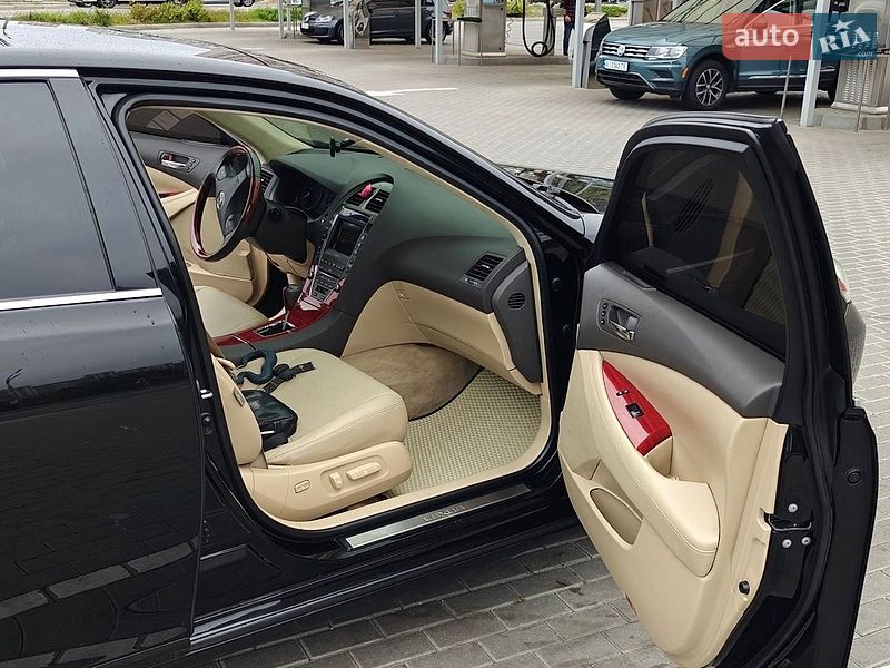 Седан Lexus ES 2008 в Киеве