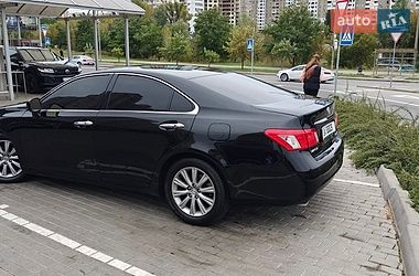 Седан Lexus ES 2008 в Киеве