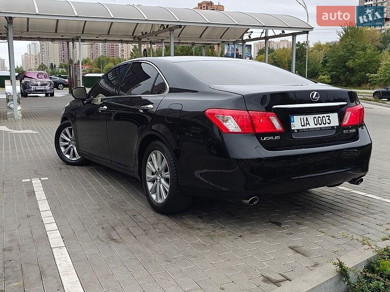 Седан Lexus ES 2008 в Киеве