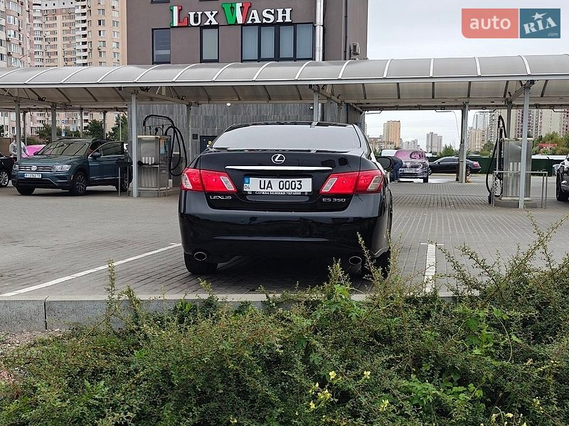 Седан Lexus ES 2008 в Киеве