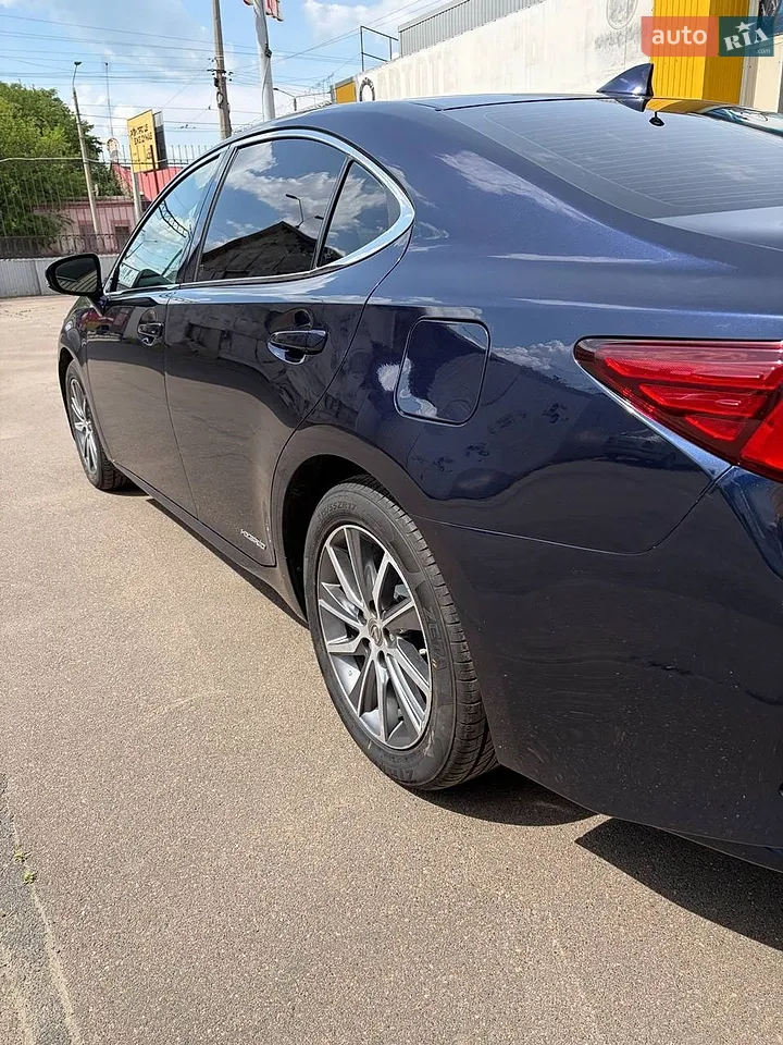 2017 Lexus ES - мініатюра 5