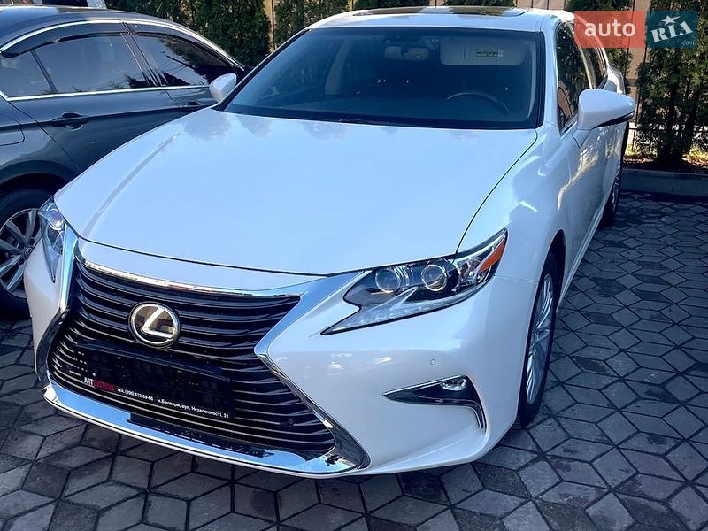 Седан Lexus ES 2015 в Белой Церкви