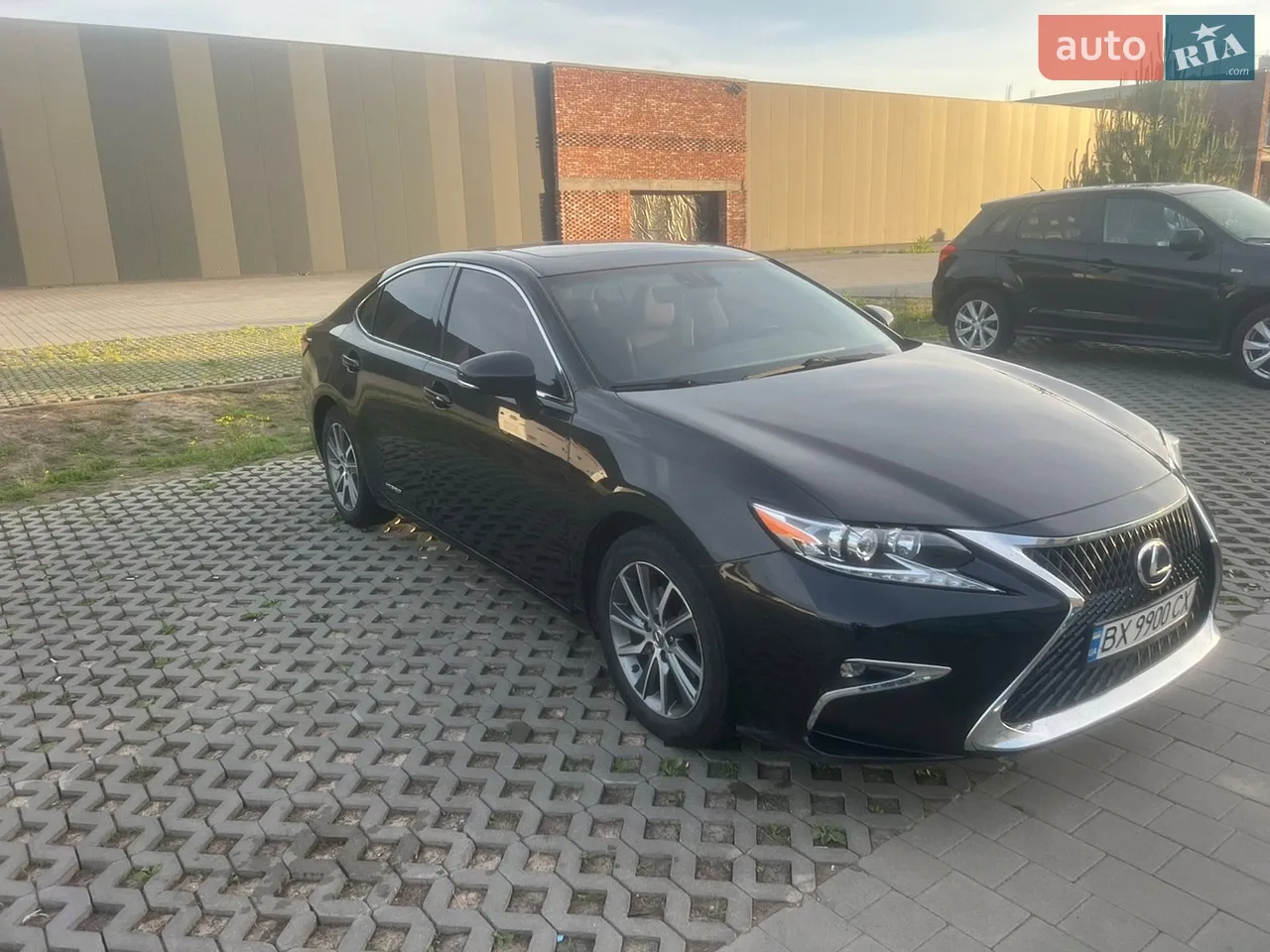 2017 Lexus ES - мініатюра 3