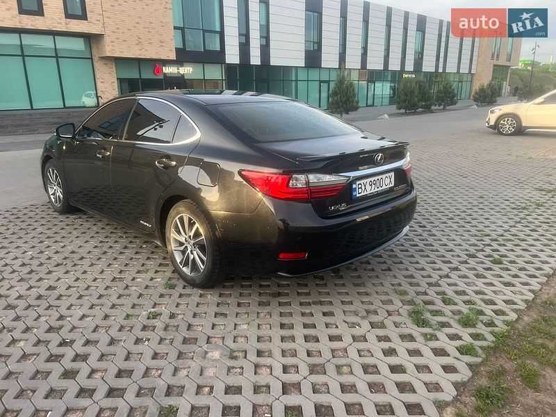 Седан Lexus ES 2017 в Одесі