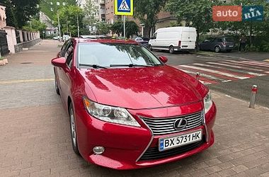 Lexus ES  2012