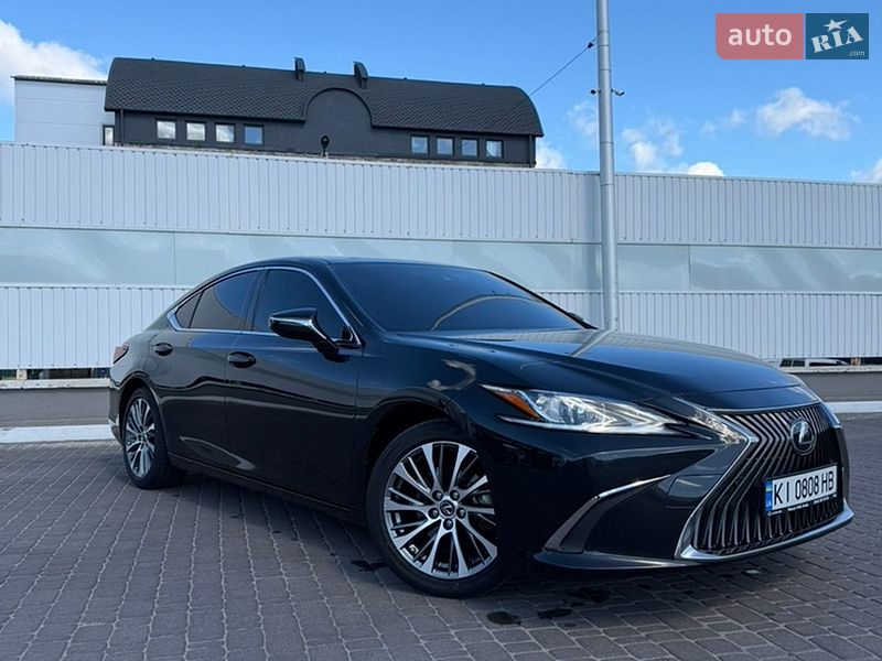 Седан Lexus ES 2021 в Киеве