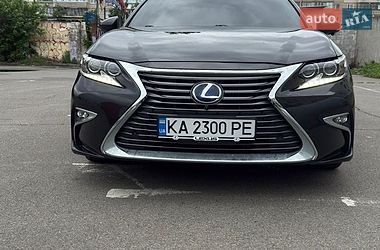 Lexus ES  2016