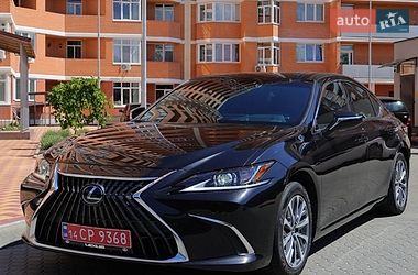 Lexus ES 2024