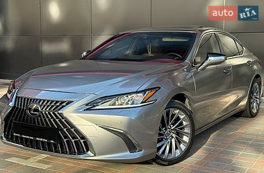 Lexus ES  2023