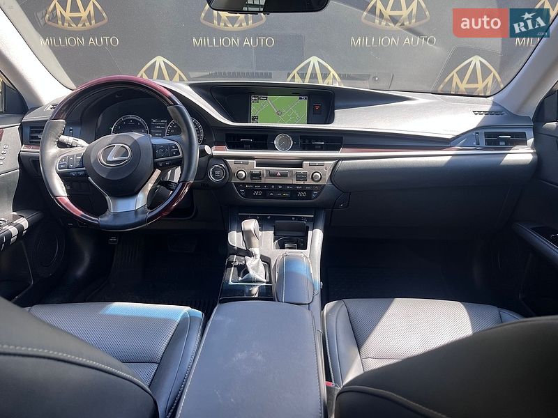 Седан Lexus ES 2018 в Києві фото 19 Седан Lexus ES 2018 в Києві