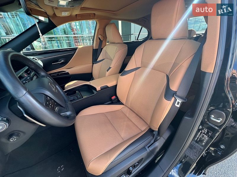 Седан Lexus ES 2023 в Киеве фото 11 Седан Lexus ES 2023 в Киеве