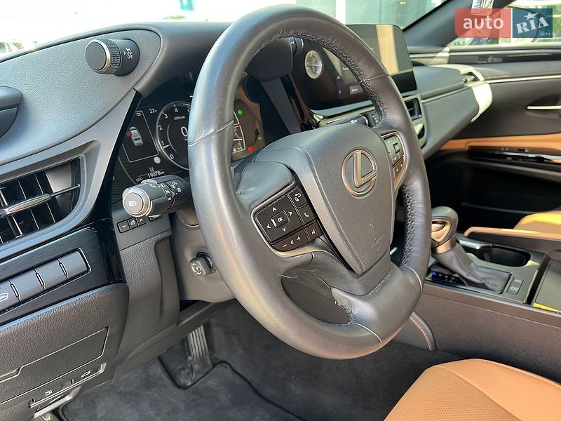 Седан Lexus ES 2023 в Киеве фото 13 Седан Lexus ES 2023 в Киеве