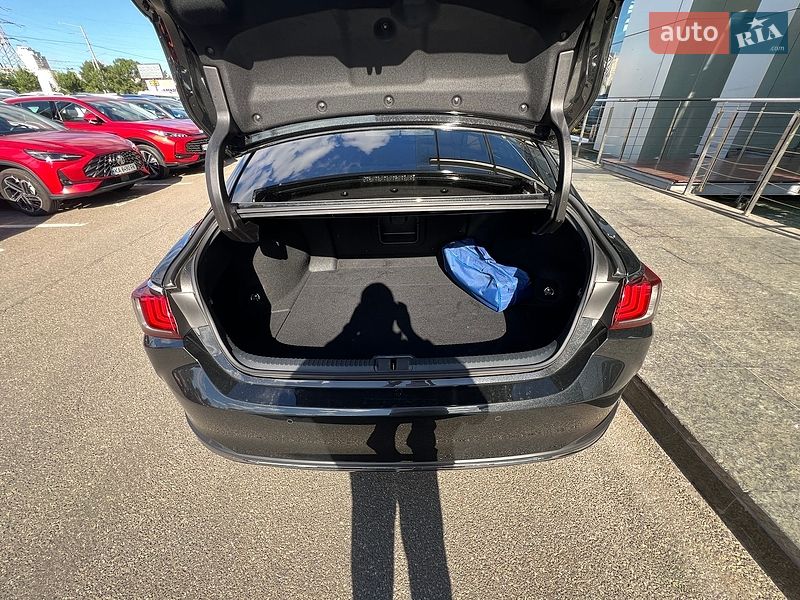 Седан Lexus ES 2023 в Киеве фото 19 Седан Lexus ES 2023 в Киеве