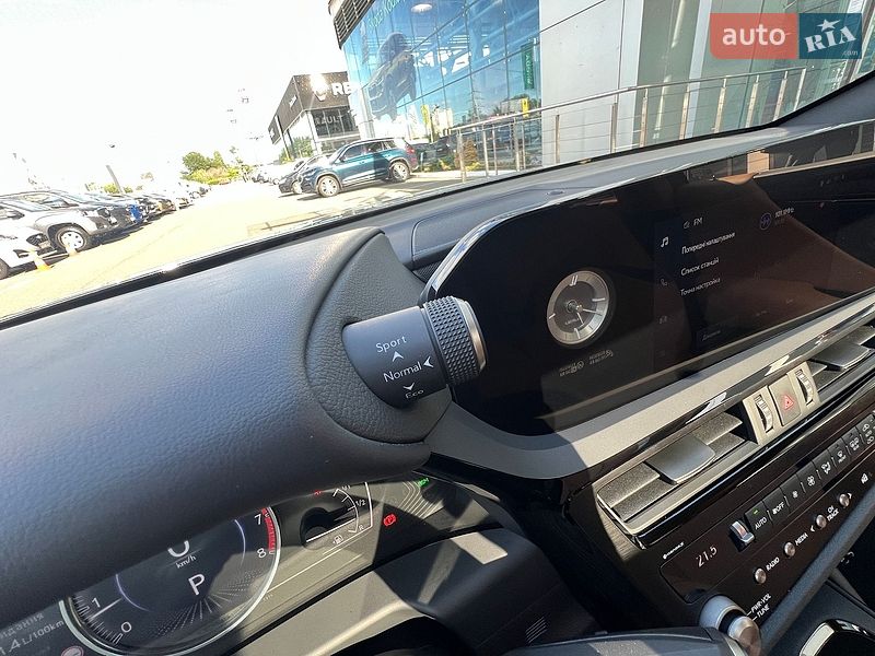 Седан Lexus ES 2023 в Киеве фото 35 Седан Lexus ES 2023 в Киеве