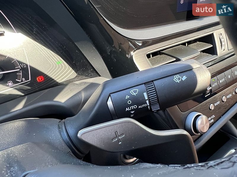 Седан Lexus ES 2023 в Киеве фото 39 Седан Lexus ES 2023 в Киеве