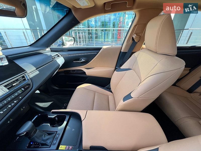 Седан Lexus ES 2023 в Киеве фото 43 Седан Lexus ES 2023 в Киеве