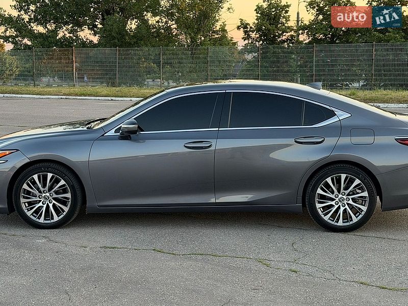 Седан Lexus ES 2019 в Харкові фото 2 Седан Lexus ES 2019 в Харкові