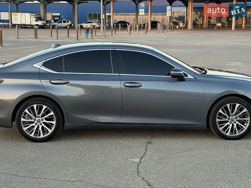 Седан Lexus ES 2019 в Харкові фото 6 Седан Lexus ES 2019 в Харкові