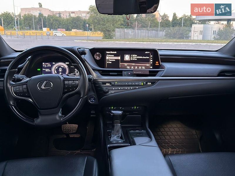 Седан Lexus ES 2019 в Харкові фото 12 Седан Lexus ES 2019 в Харкові