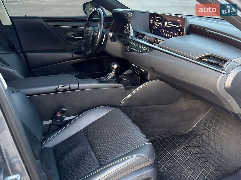 Седан Lexus ES 2019 в Харкові фото 13 Седан Lexus ES 2019 в Харкові