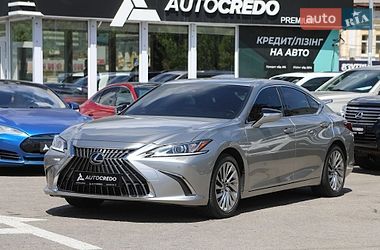 Седан Lexus ES 2023 в Харькове
