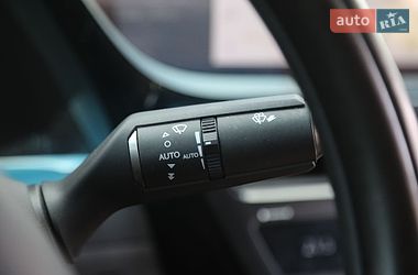 Седан Lexus ES 2023 в Харкові