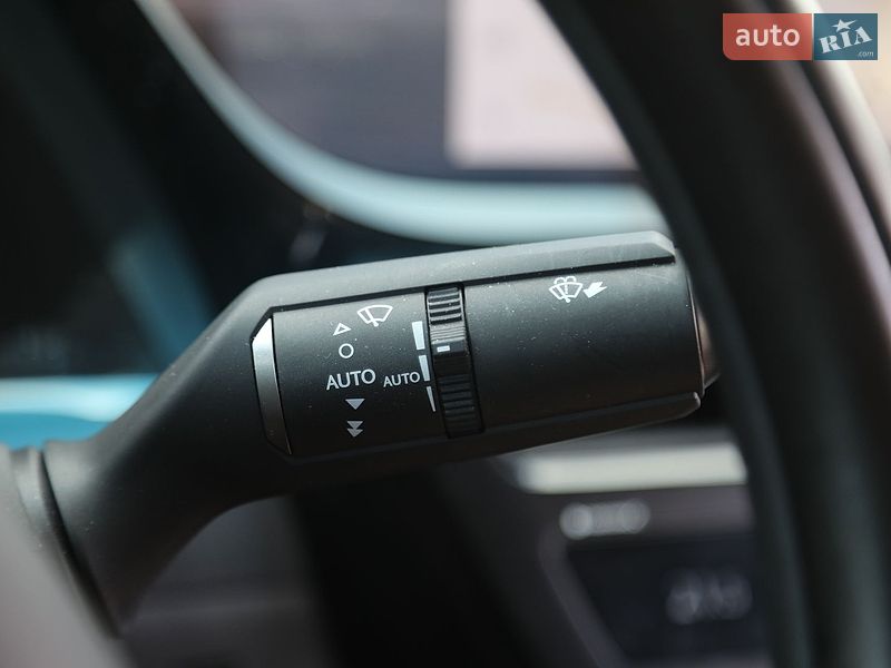 Седан Lexus ES 2023 в Харкові