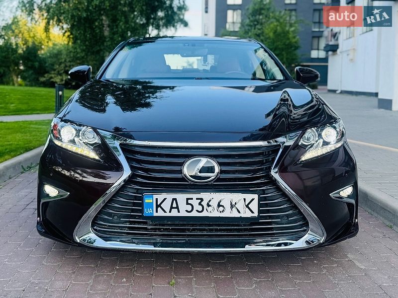 Lexus ES 2018