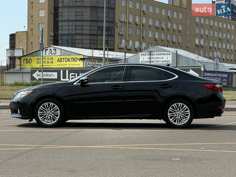 Седан Lexus ES 2014 в Киеве фото 6 Седан Lexus ES 2014 в Киеве