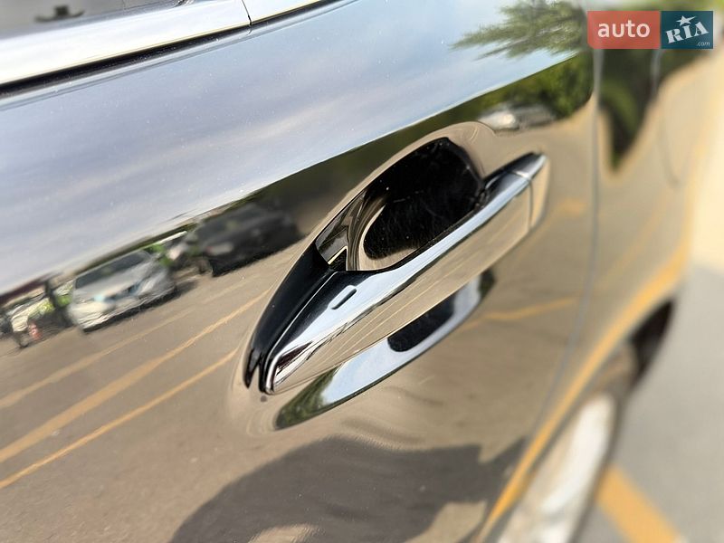 Седан Lexus ES 2014 в Киеве фото 13 Седан Lexus ES 2014 в Киеве