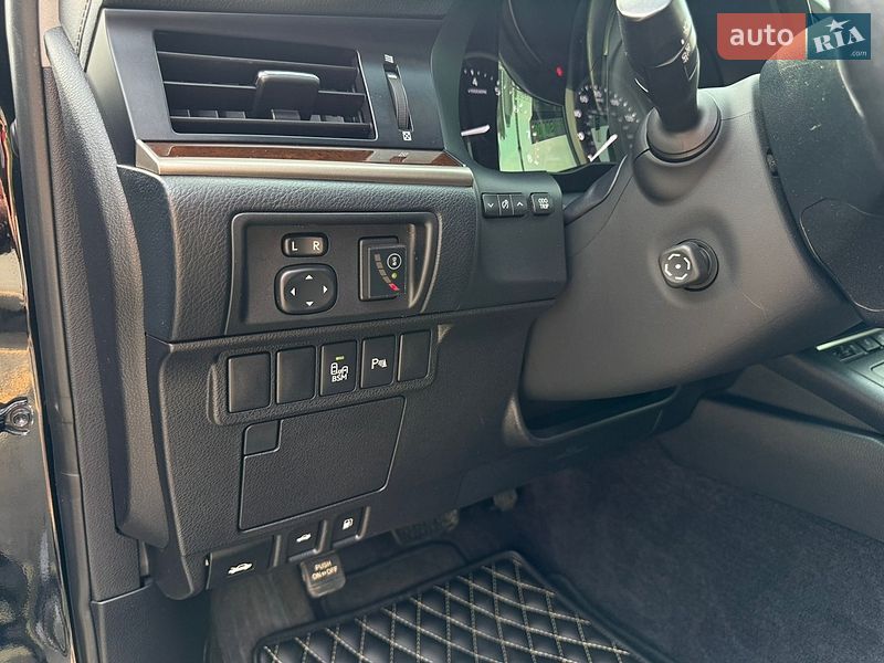 Седан Lexus ES 2014 в Киеве фото 17 Седан Lexus ES 2014 в Киеве