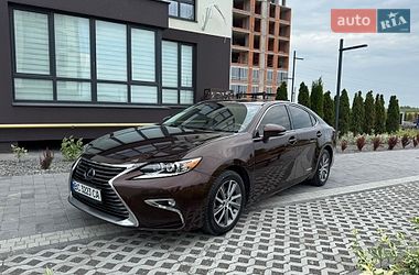 Lexus ES  2015