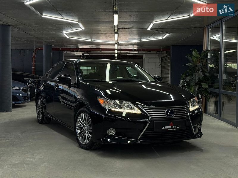 Седан Lexus ES 2015 в Одесі фото 2 Седан Lexus ES 2015 в Одесі