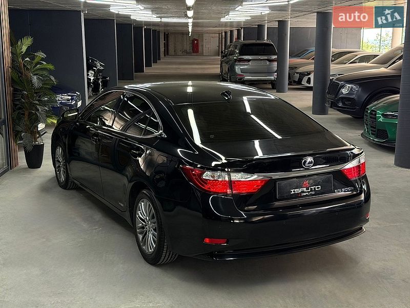 Седан Lexus ES 2015 в Одесі фото 10 Седан Lexus ES 2015 в Одесі