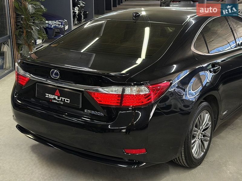 Седан Lexus ES 2015 в Одесі фото 17 Седан Lexus ES 2015 в Одесі