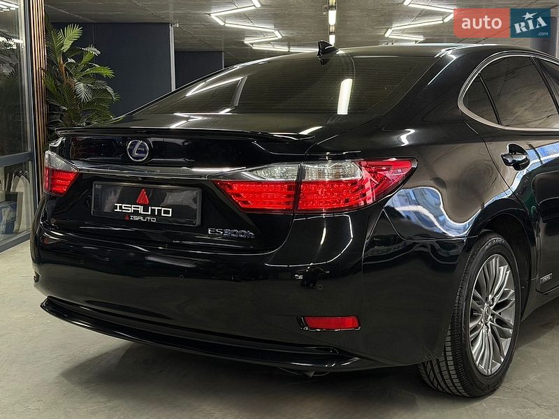 Седан Lexus ES 2015 в Одесі фото 18 Седан Lexus ES 2015 в Одесі