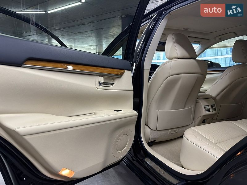 Седан Lexus ES 2015 в Одесі фото 23 Седан Lexus ES 2015 в Одесі