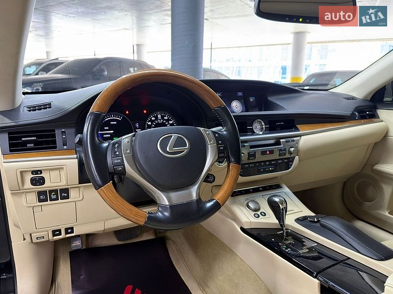 Седан Lexus ES 2015 в Одесі фото 27 Седан Lexus ES 2015 в Одесі